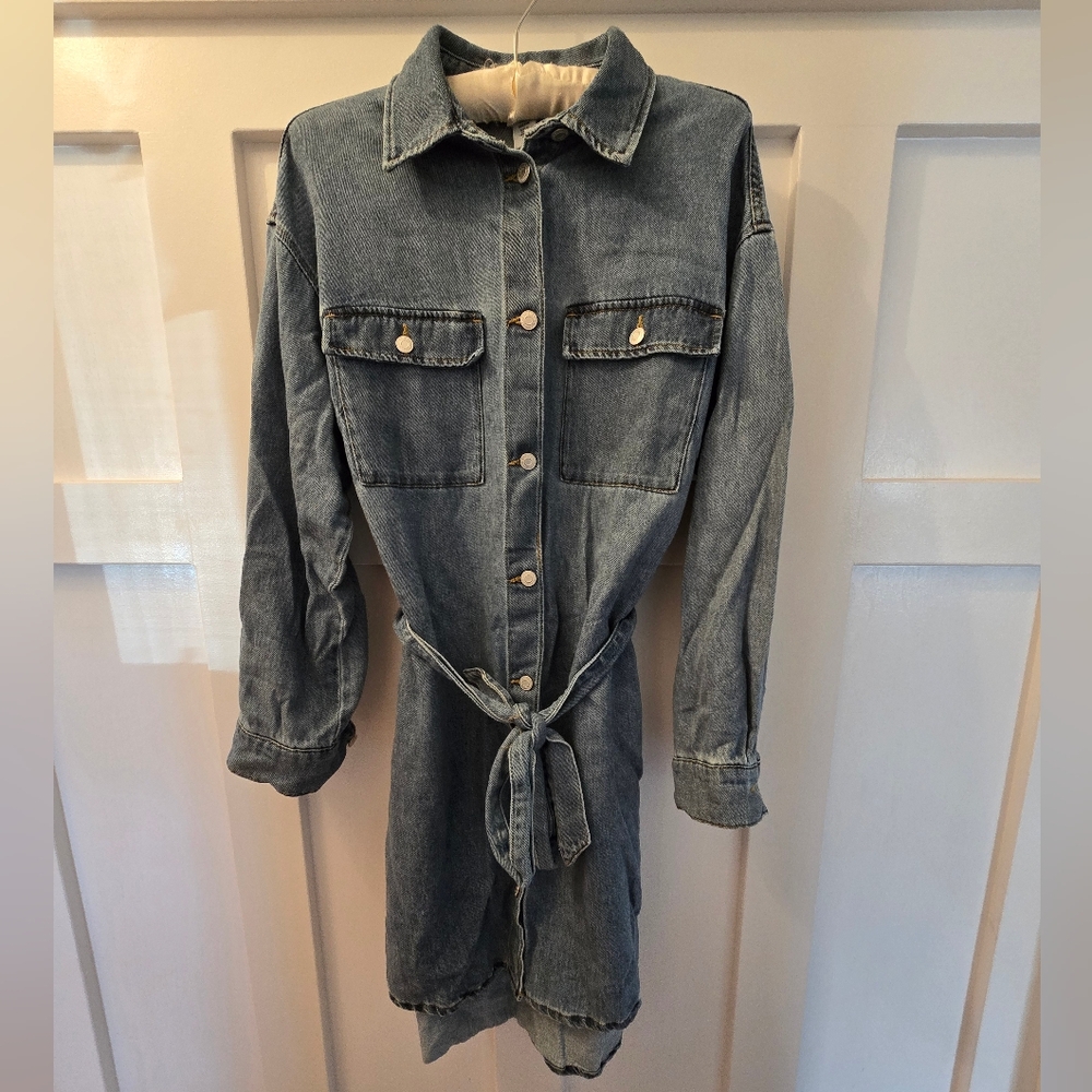 Like New H&M Denim Tie Waist Dress XS